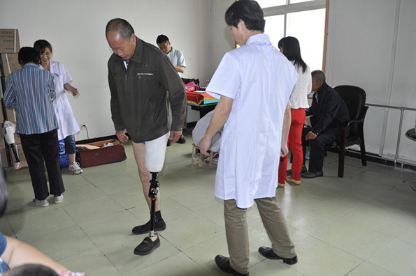 河南假肢價格以及假肢使用壽命(圖1) 河南假肢價格以及假肢使用壽命(圖1)